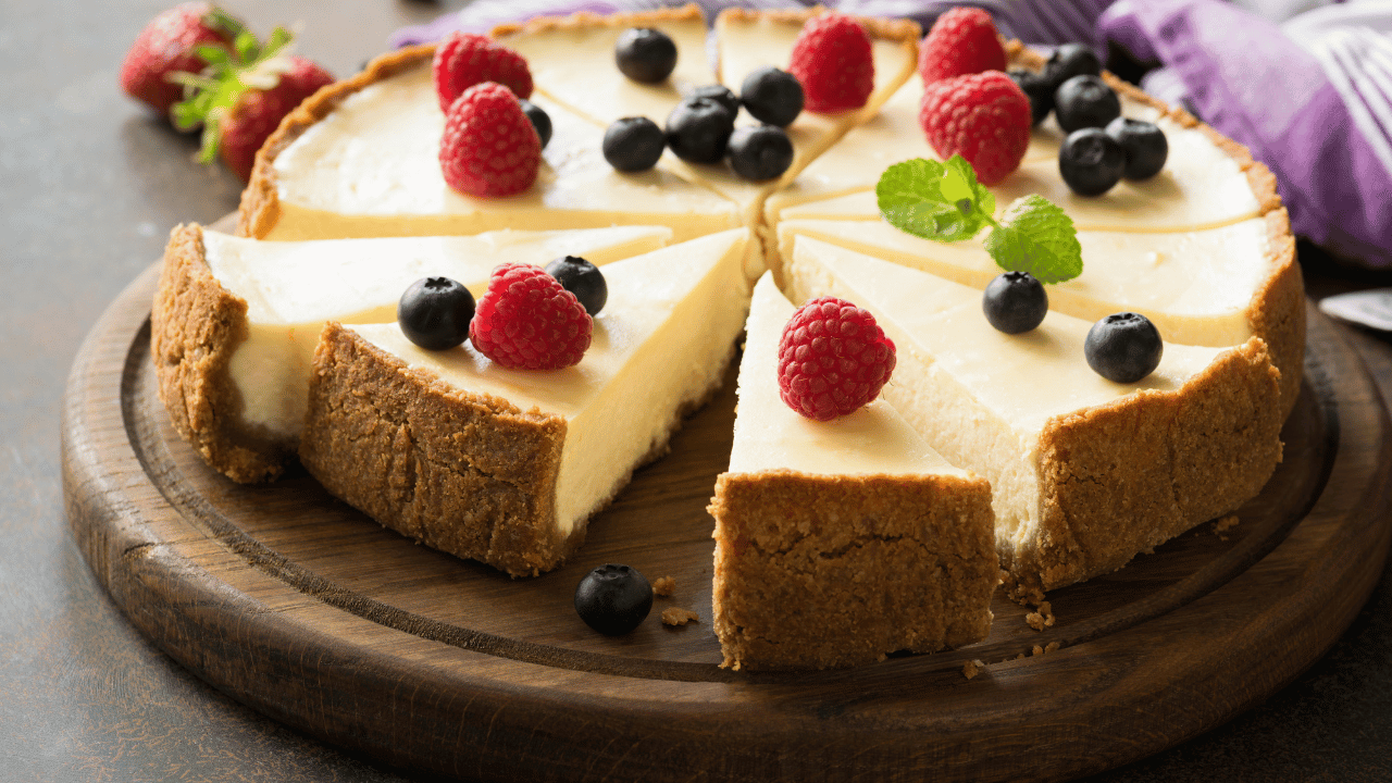 Complete Guide to Keto Cheesecake: A Delightful Low-Carb Dessert